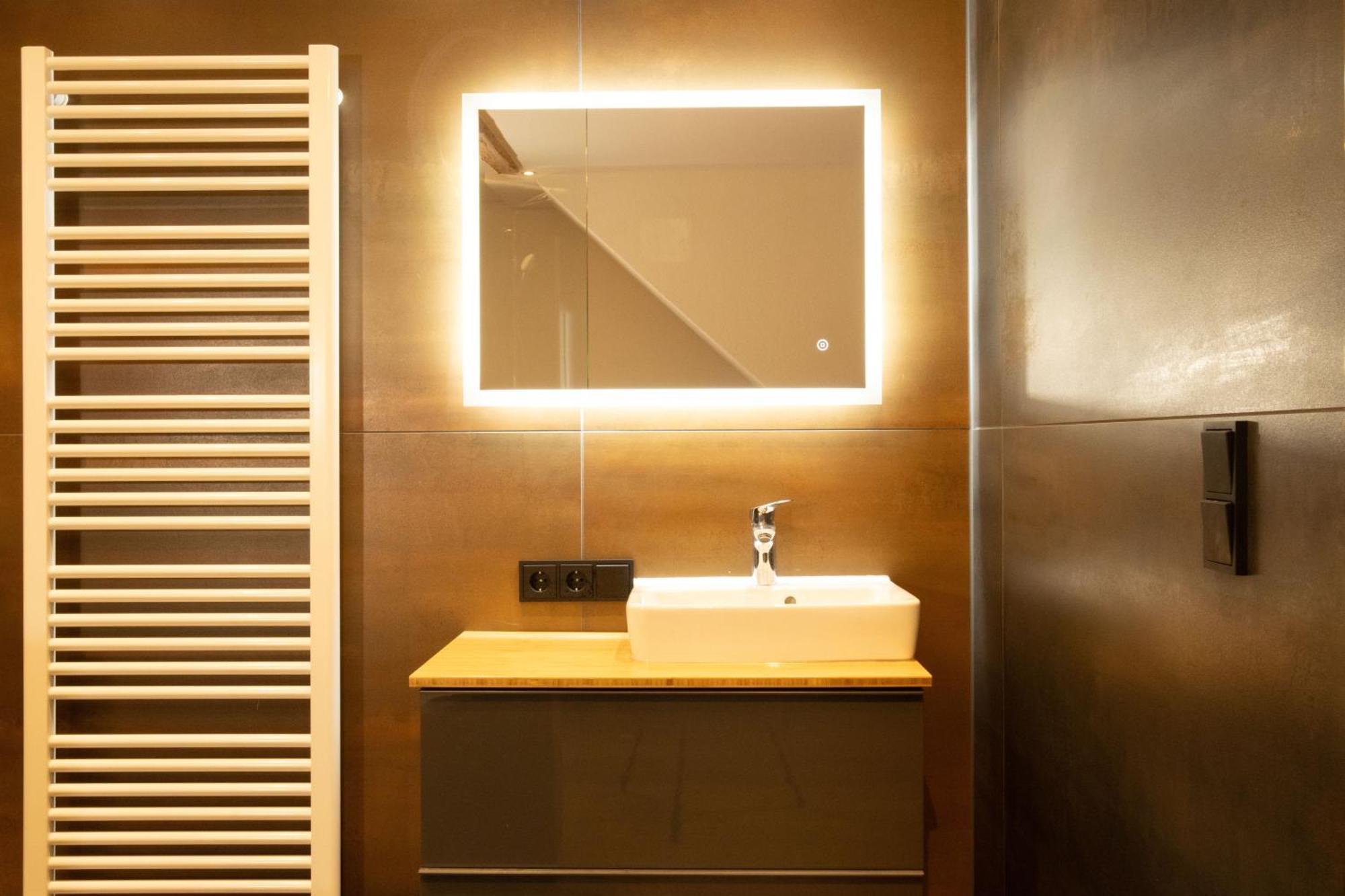 Loft Apartment Mit Grosser Badewanne A Mugeln Eksteriør billede