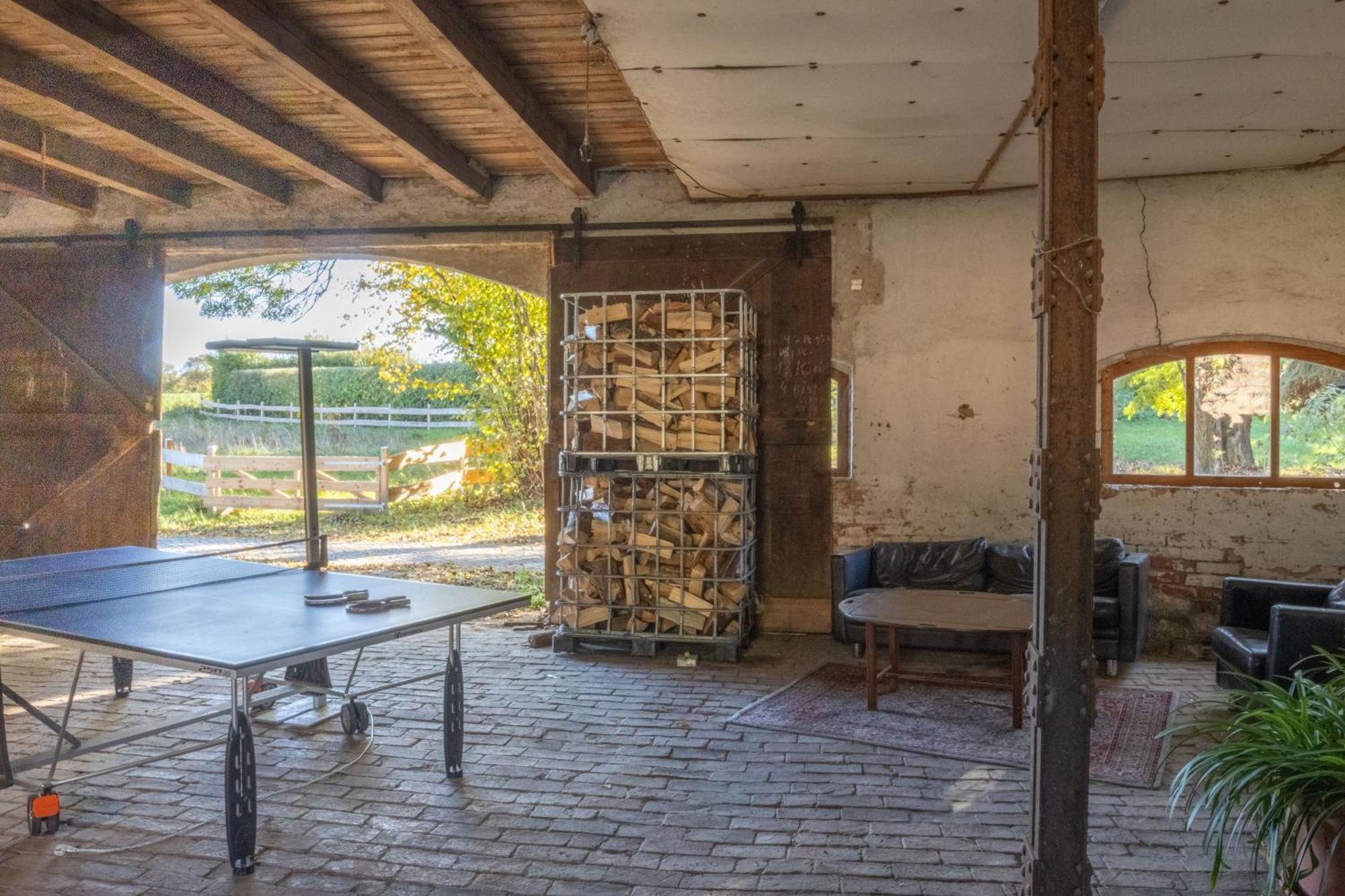 Loft Apartment Mit Grosser Badewanne A Mugeln Eksteriør billede