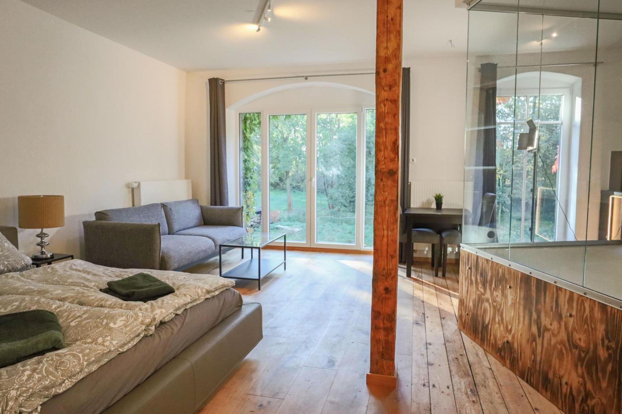 Loft Apartment Mit Grosser Badewanne A Mugeln Eksteriør billede